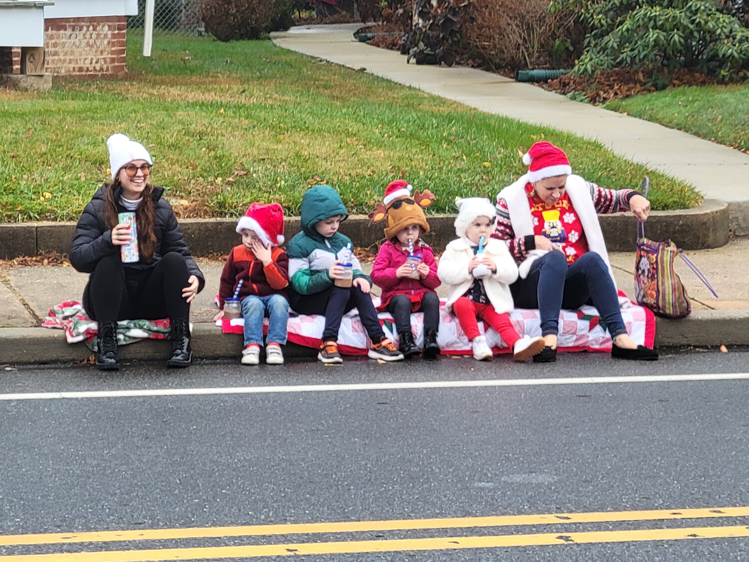 Photo gallery Middletown Christmas Parade makes its march Bay to Bay